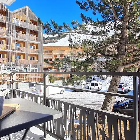 Olympe N27 St4 Apartment